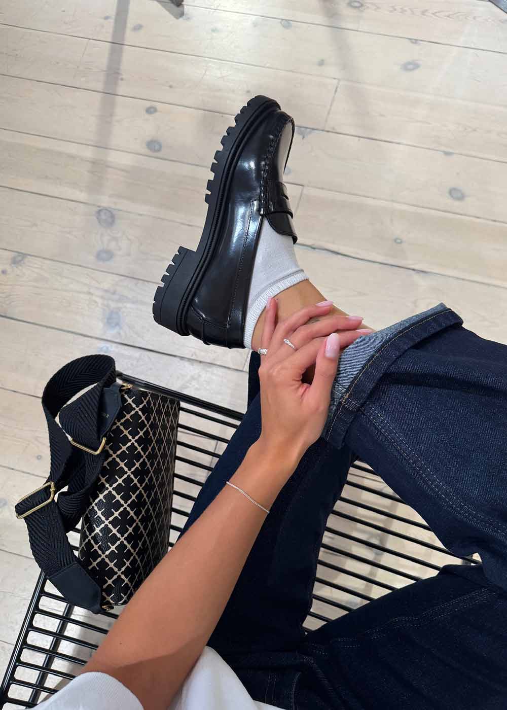 The Brigitte - Black Polido