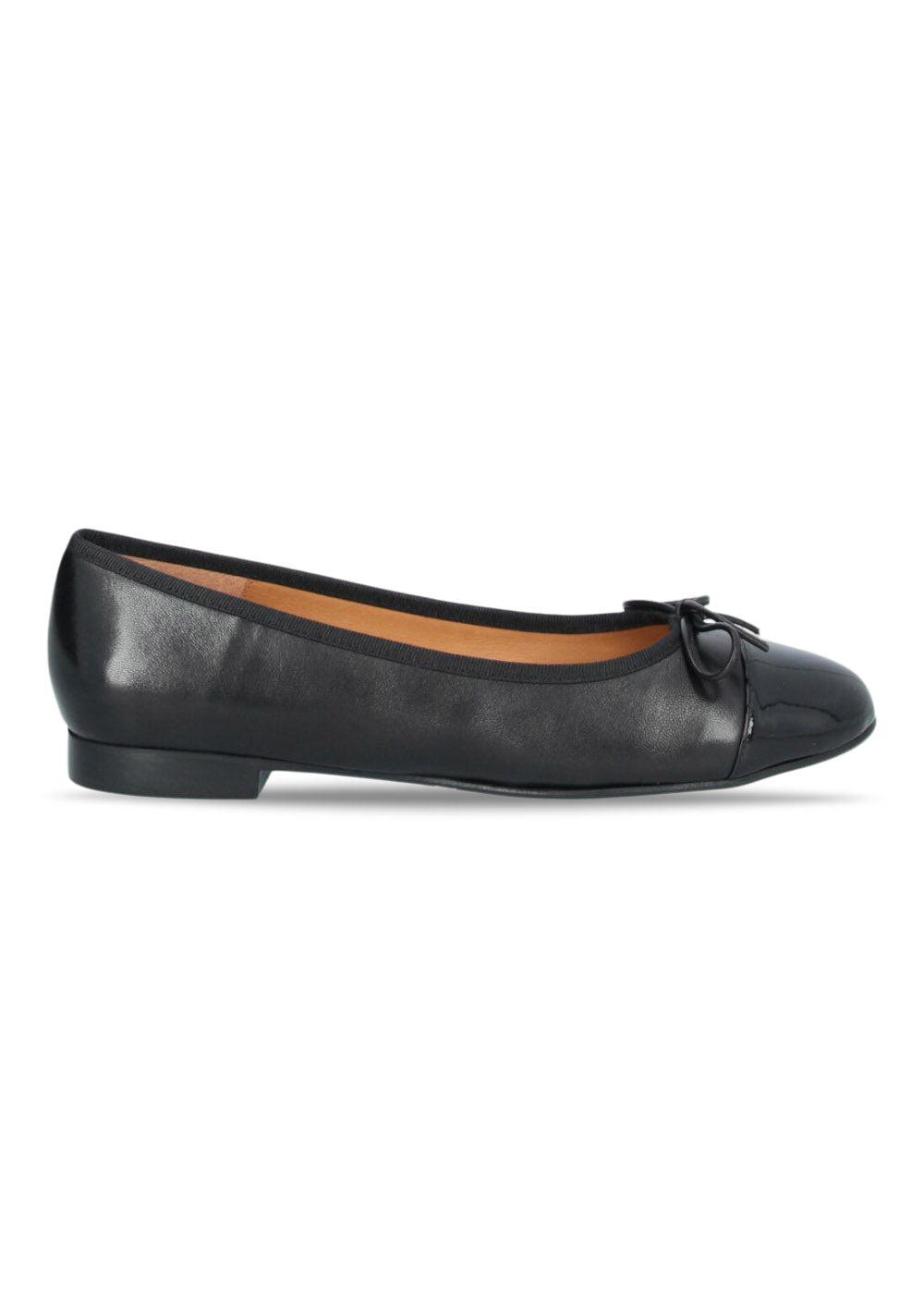 Billi Bis A1901 Black patent/black nappa 270 - Black Patent/Black Nappa 270. Køb sandaler her.