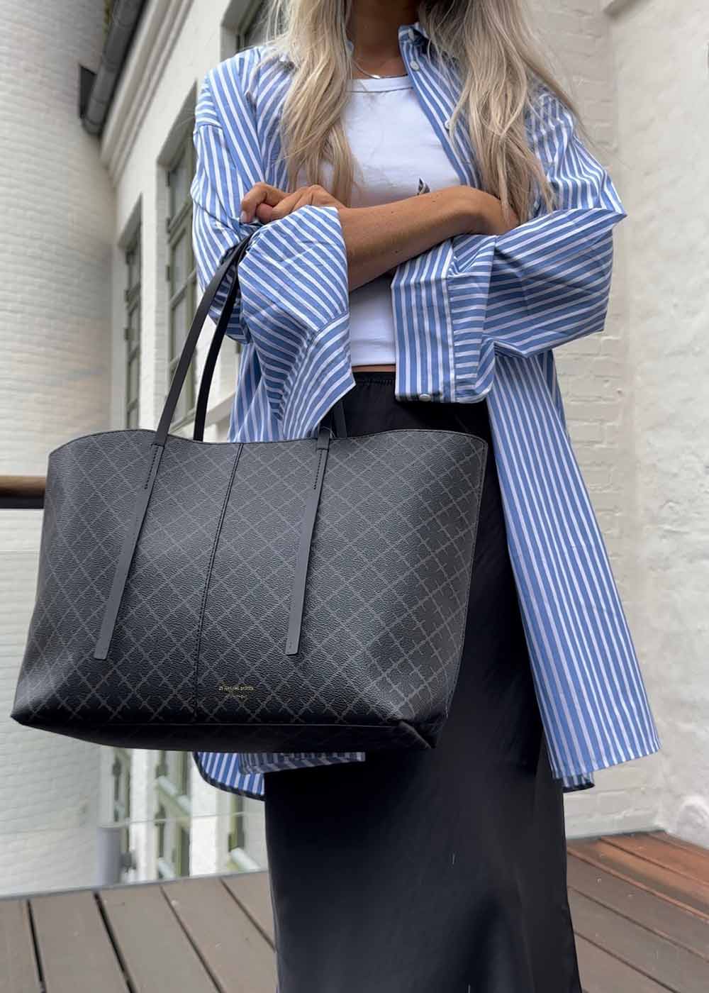 ABI TOTE - Charcoal-Bags-By Malene Birger-Butler Loftet