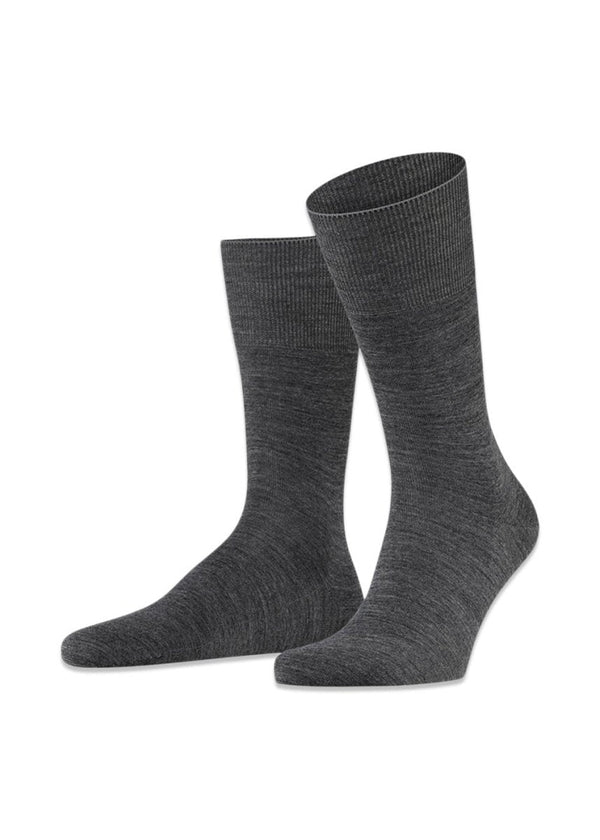 Falkes Airport SO - Grey. Køb socks/stockings her.