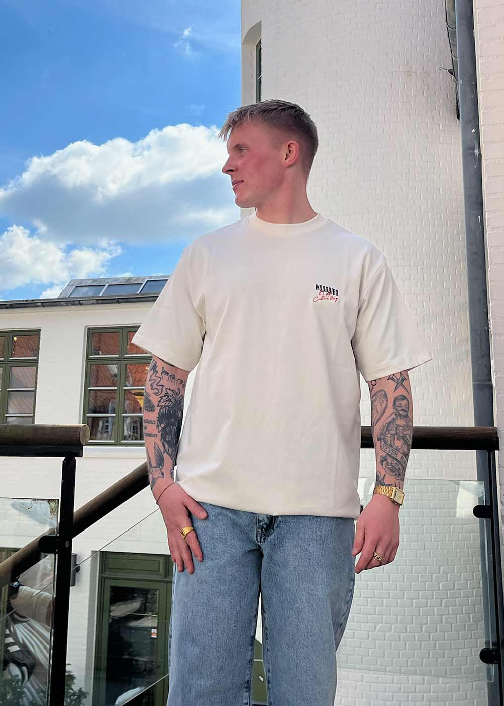 Baine Ganbei Tee - White-T-shirts-Woodbird-Butler Loftet