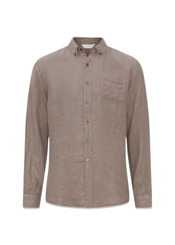 Brad - Earth-Shirts-A.C.T. Social-Butler Loftet
