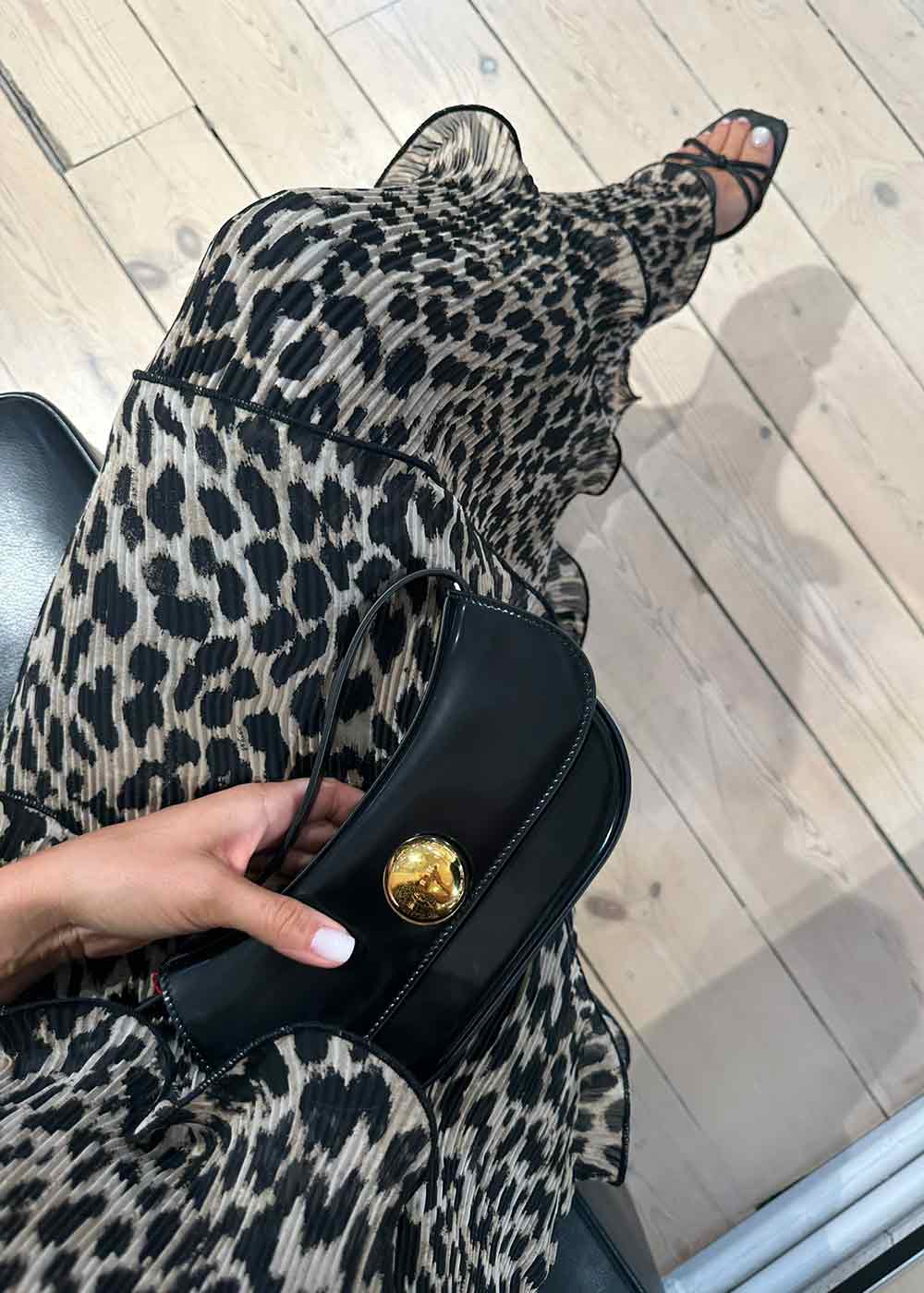 Butterfly Small Hobo Bag - Black-Bags-Marni-Butler Loftet