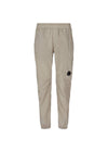 C.P. Companys Cargo Pant Chrome - R - Cobblestone. Køb bukser her.