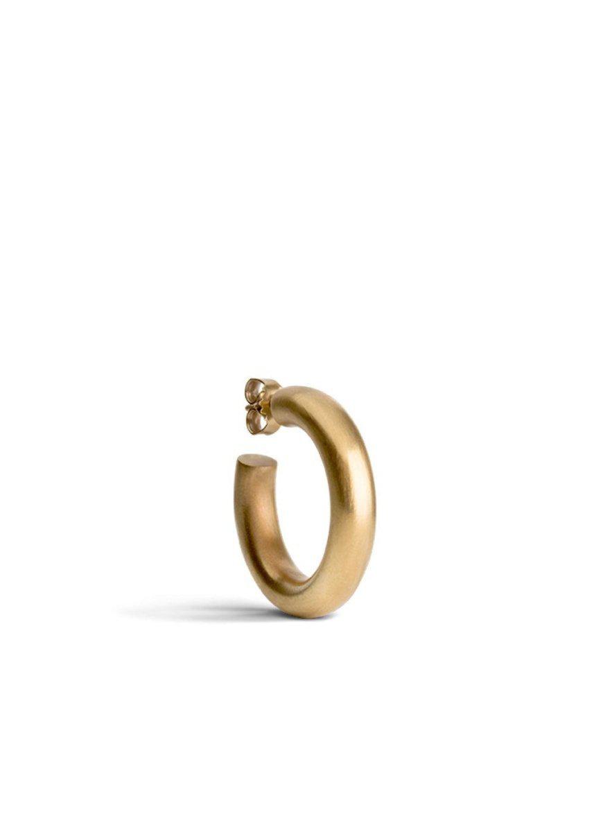Jane Kønigs Chunky hoops - Forgyldt Sølv. Køb øreringe her.