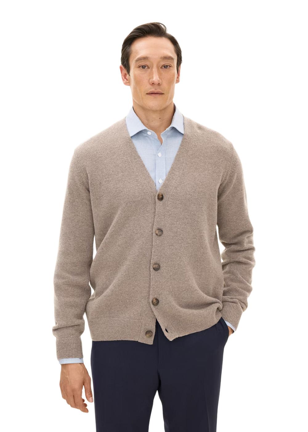 Eduardo Cardigan - Walnut Beige-Knitwear-Oscar Jacobson-Butler Loftet