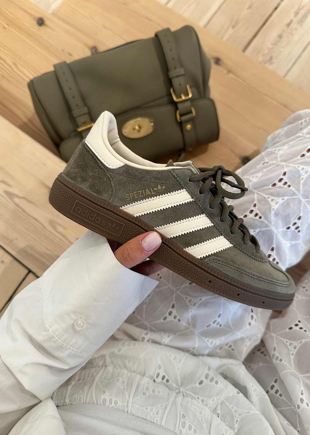 HANDBALL SPEZIAL - Olive Strata