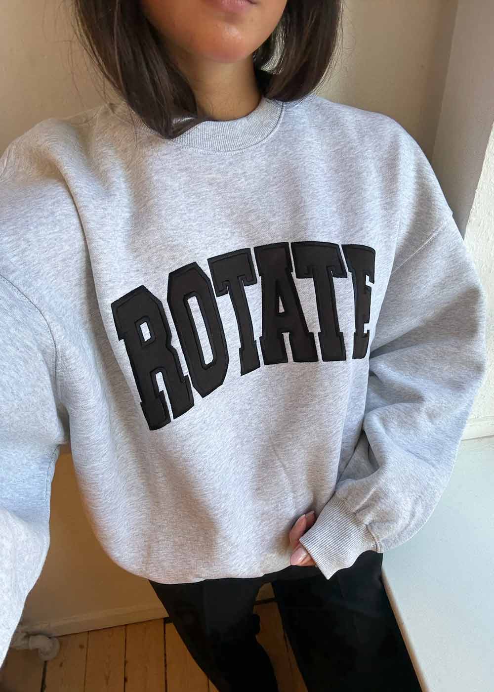 HEAVY SWEAT CREWNECK - Light Grey Melange-Sweatshirts-Rotate-Butler Loftet