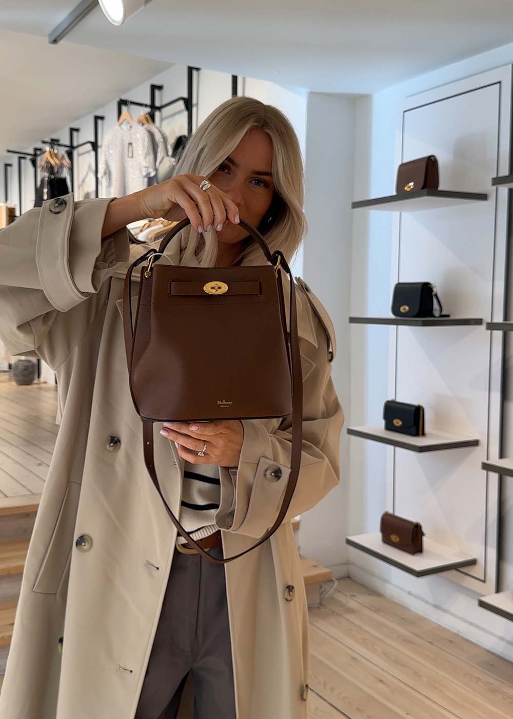 ISLINGTON BUCKET TWO TONE SCG - Oak-Bags-Mulberry-Butler Loftet