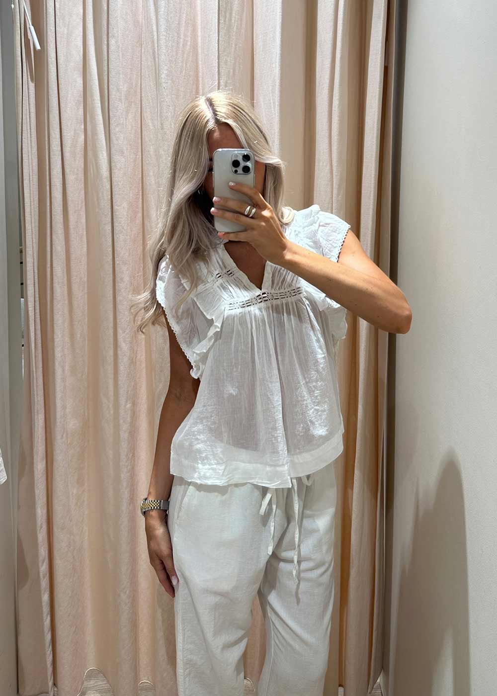 Jayla S Voile Top - White-Top-Neo Noir-Butler Loftet