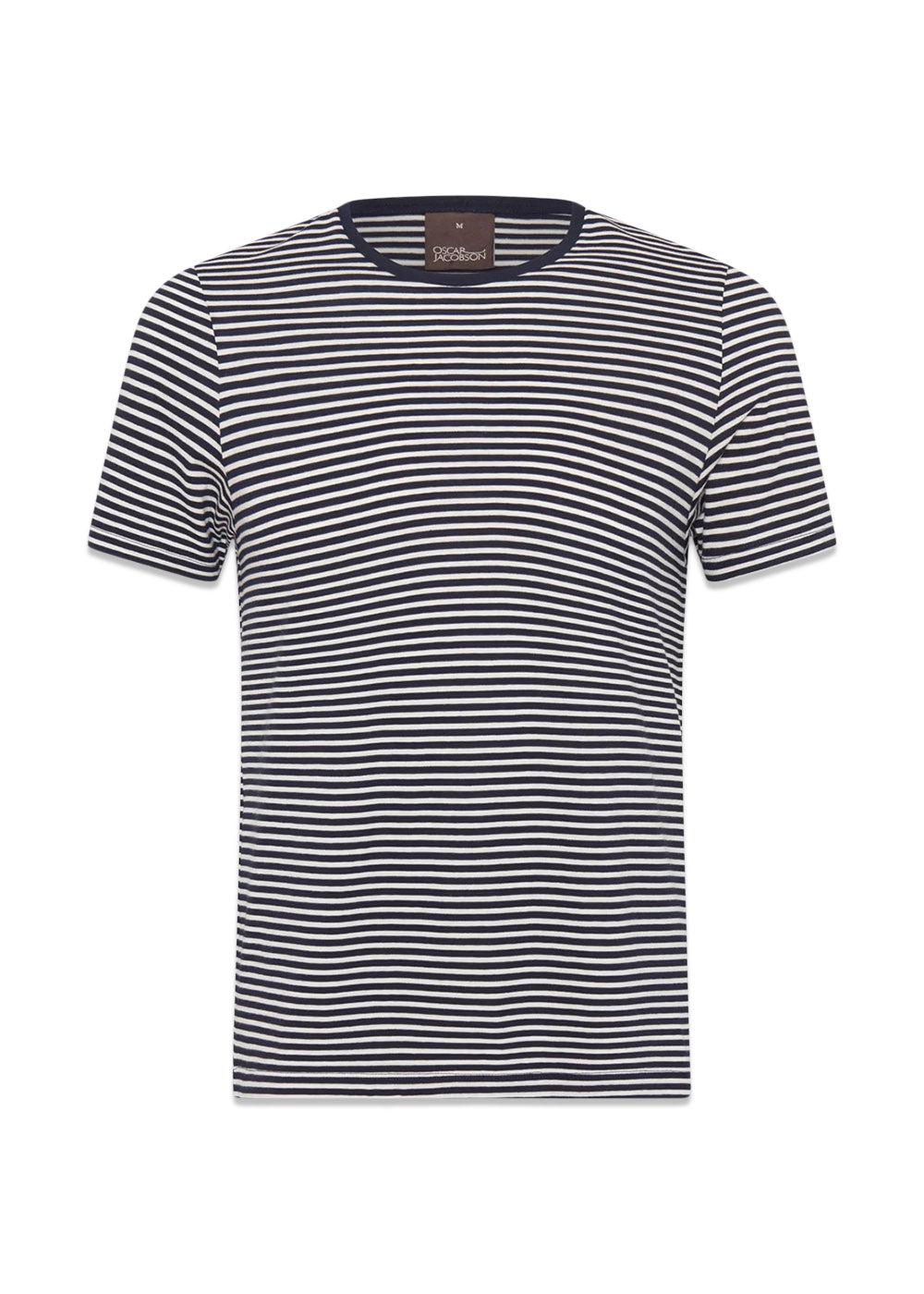 Oscar Jacobsons Kyran Striped T-shirt - Navy White. Køb t-shirts her.