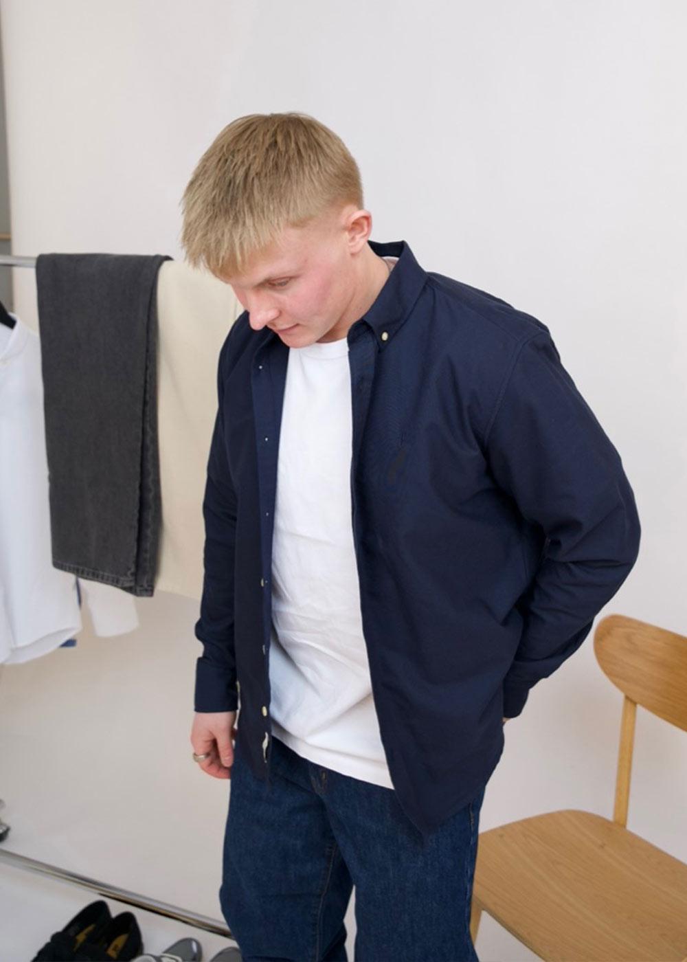 LIFE SHIRT - Navy-Shirts-Forét-Butler Loftet