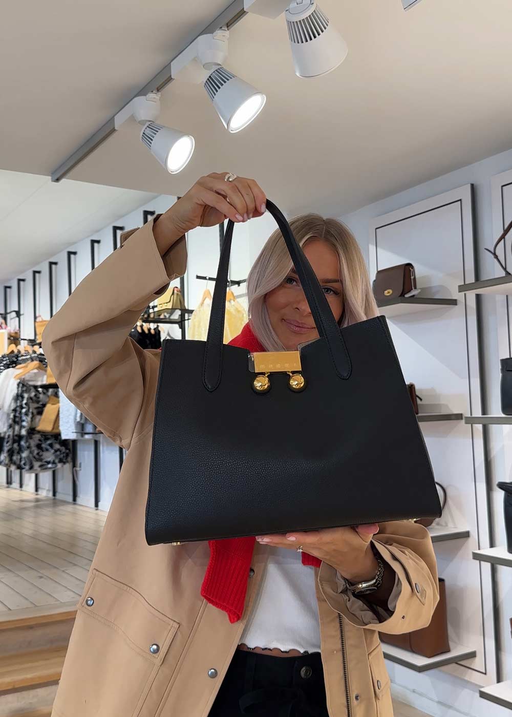 Leather Trunkaroo Tote Handbag - Black-Bags-Marni-Butler Loftet