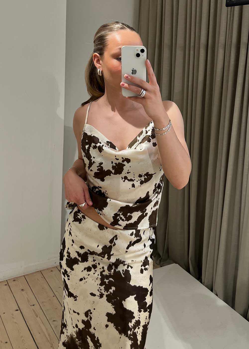 Lindy Cow Print Top - Brown-Top-Neo Noir-Butler Loftet