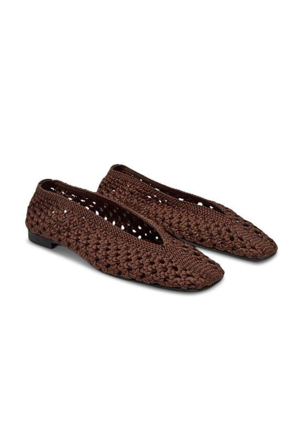 Lorinda - Brown-Shoes-Pavement-Butler Loftet