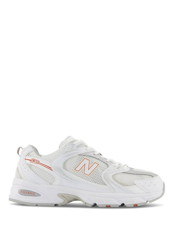 New Balances MR530AC - White/Silver Metallic - Sneakers. Køb sko her.