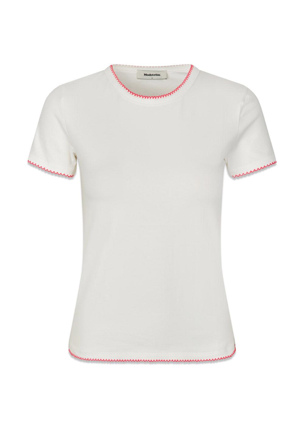 MaisyMD t-shirt - Soft White-T-shirts-Modström-Butler Loftet