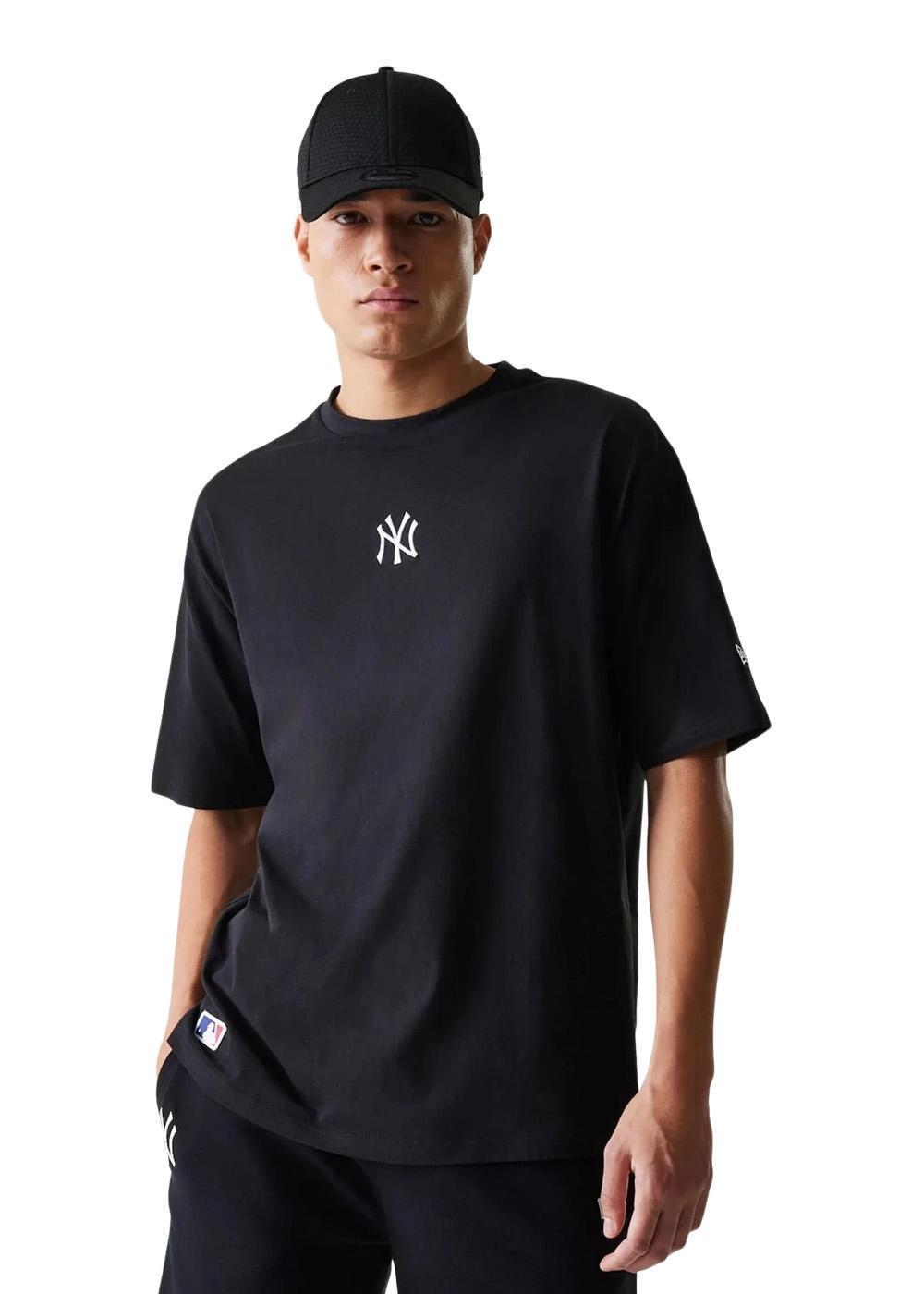 New York Yankees MLB League Essential - Black-T-shirts-New Era-Butler Loftet