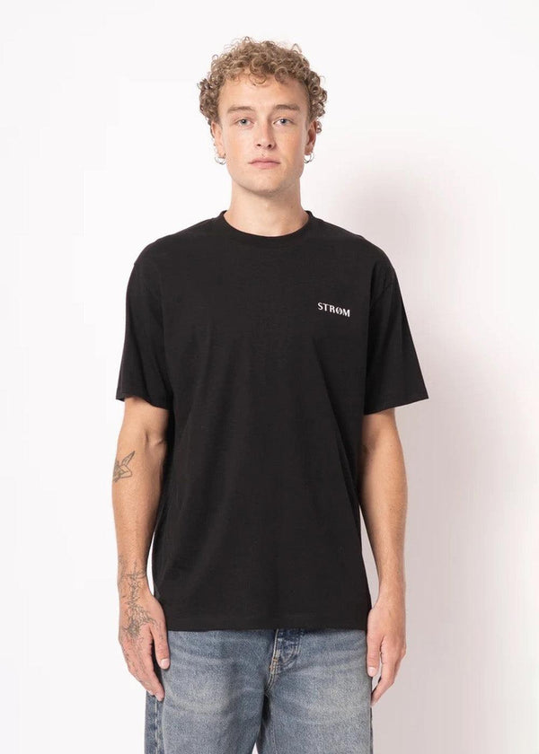 Nicholasst Logo T-Shirt - Black-T-shirts-STRØM-Butler Loftet