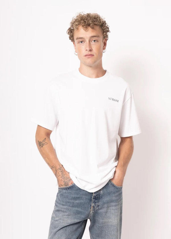 Nicholasst Logo T-Shirt - White-T-shirts-STRØM-Butler Loftet