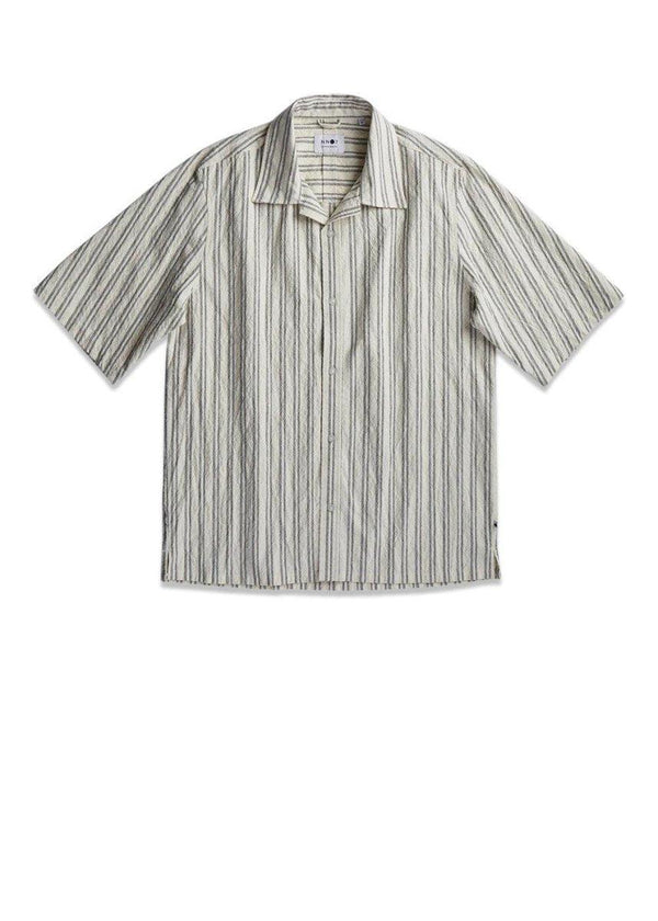 Nn. 07s Ole SS 1652 - Black Stripe. Køb shirts her.