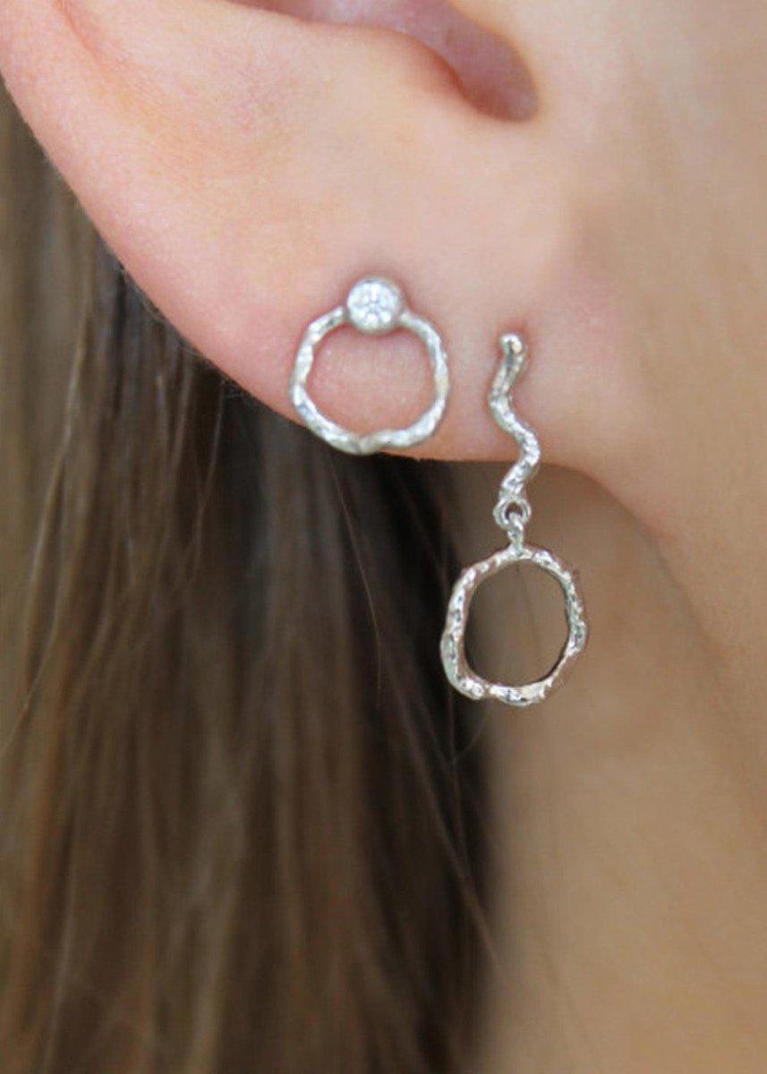 Petit Wavy Dangling Circle Ear - Silver Jewellery704_1285-00_silver_Single5712778019485- Butler Loftet