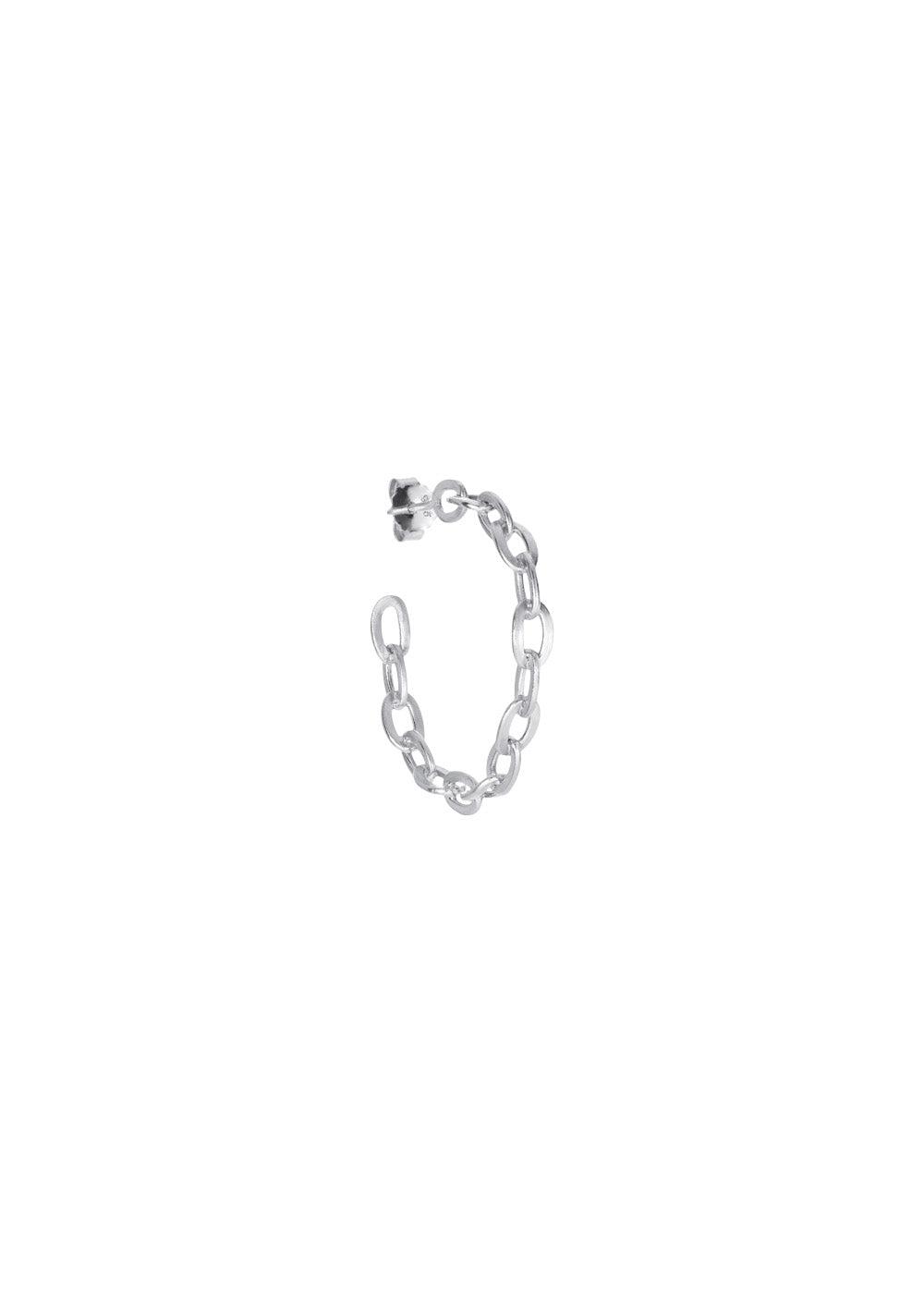 Jane Kønigs ROW CHAIN HOOP - Silver. Køb øreringe her.