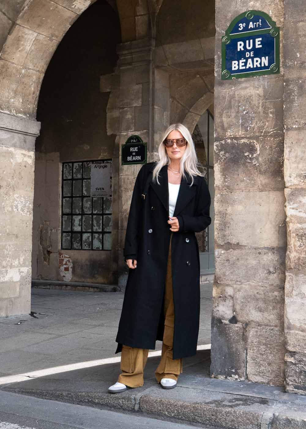 ShayMD coat - Black-Outerwear-Modström-Butler Loftet