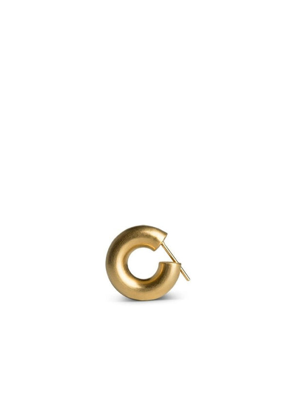 Jane Kønigs Small chunky hoops - Forgyldt Sølv. Køb øreringe her.