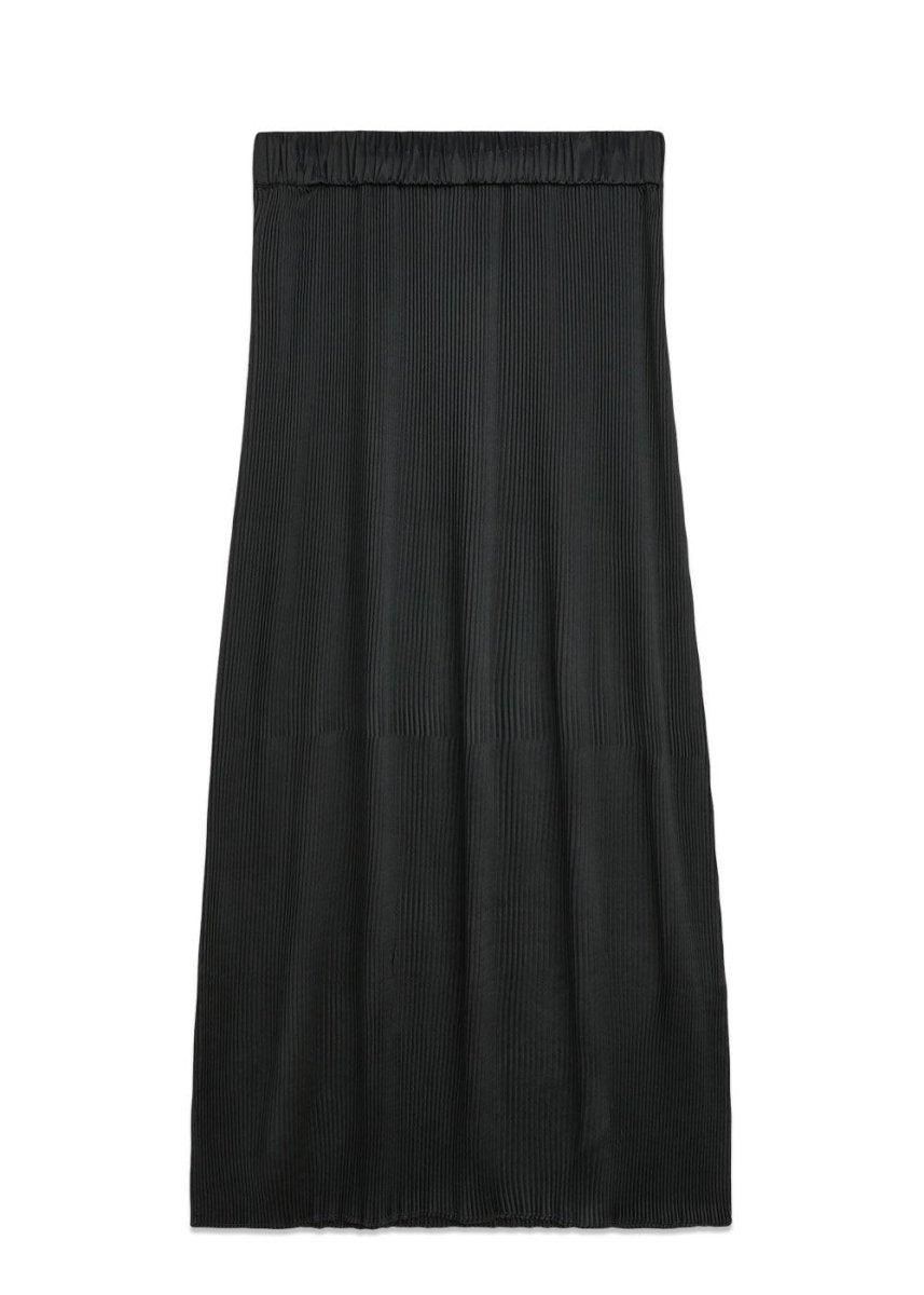 By Malene Birgers VELMAS - Black. Køb skirts her.