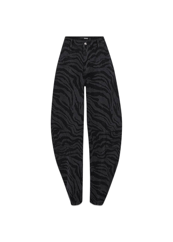Zebra Twill Cargo Pants - Black - Washed-Pants-Rotate-Butler Loftet